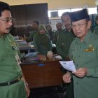 Bupati Magetan,Sumantri Memeriksa Absensi ASN. ( Norik/Magetan Today)
