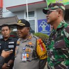 Kapolres Magetan, AKBP Muslimin dan Ketua Panwaslu Magetan, Abdul Azis memberikan Keterangan Kepada Wartawan.