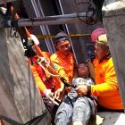 Korban Di Evakuasi Dari Dasar Sumur,Jumat ( 31/8).