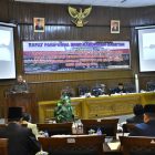 Pj Bupati Magetan, Gatot Gunarso,Bacakan Jawaban PU Fraksi Atas Raperda P-APBD 2018.