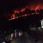 Kobaran Api Digunung Bancak.