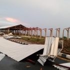 Proyek Atap Pasar Penampungan Ambrol