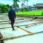 Potongan Besi Lapak Pujasera Alun-alun Magetan. ( Magetan Today)