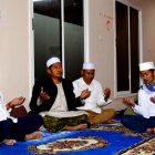 Kyai Ubaidillah atau Gus Ubed Memimpin Doa Kedamaian Jawa Timur. ( Norik/Magetan Today).
