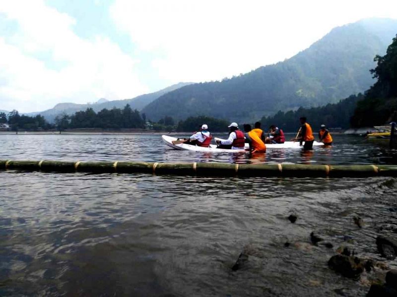 Lomba Perahu Kano Di Telaga Sarangan. ( Humas For Magetan Today).