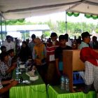 Bupati Magetan, Suprawoto Memantau Langsung Pilkades E-Voting Didesa Mantren, Kecamatan Karangrejo. (Norik/Magetan Today)