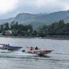 Wahana Speedboat Di Obyek Telaga Sarangan. ( Septian Bayu/Magetan).