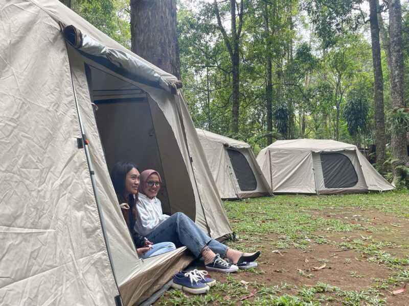 Fasilitas Tenda Kemah Untuk Pecinta Camping. ( Bayu/Magetan).