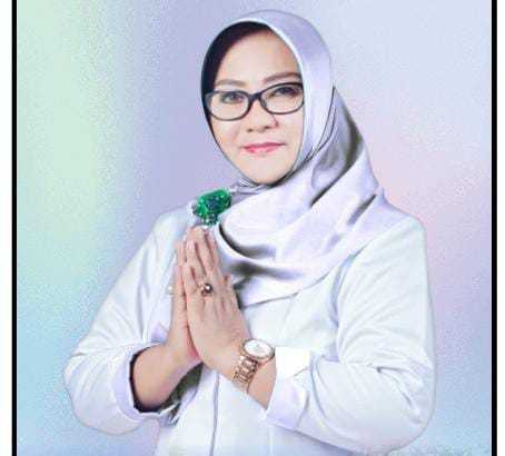 Bunda Nanik Sumantri.