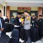 Kapolres Magetan AKBP Raden Erik bersama Pengurus PSHT Cabang Magetan.  