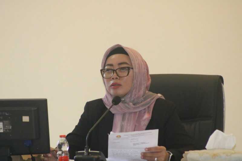 Ketua Komisi B Rita Haryati.